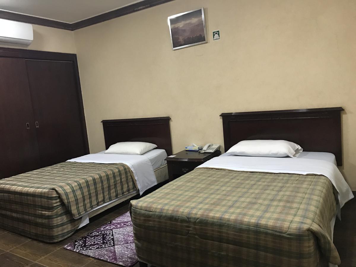 Al Musafer Hotel Riyadh Riad Exterior foto